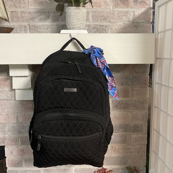 Vera Bradley Handbags - 🌟Vera Bradley Backpack🌟